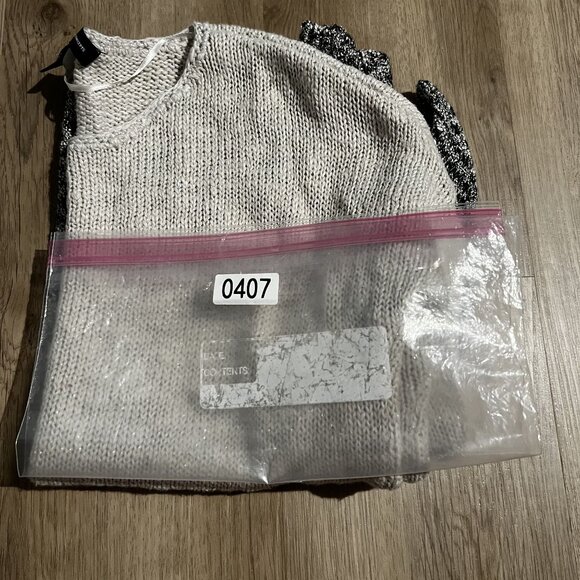 NWT INC International Concepts Neutral Colorblock Sweater Ivory black silver Kni - Picture 9 of 10